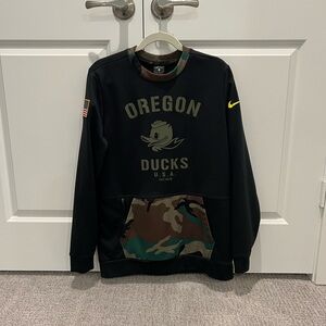 Oregon Ducks military sweatshirt